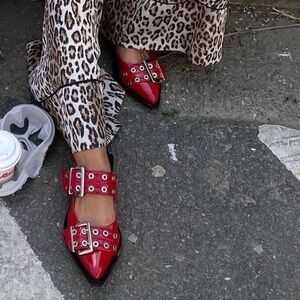 Red Pointed Toe Flats with Grommet Details